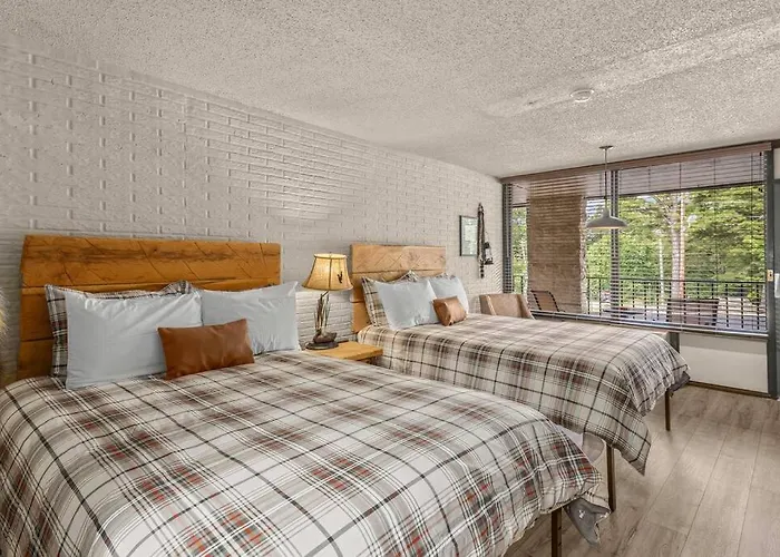Stonegate Lodge Saltwater Pool 2 Queen Beds Firepit Fast Wifi Room #307