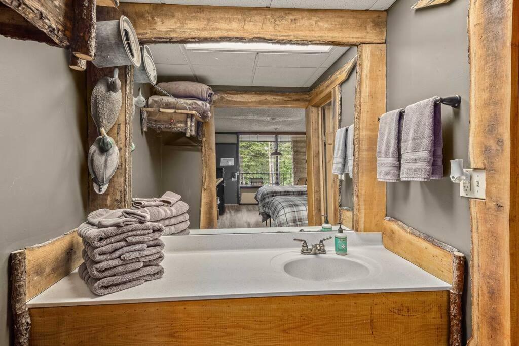Apartment Stonegate Saltwater Pool 2 Queen Beds Firepit Fast Wifi #307 Eureka Springs